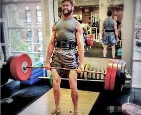 狼叔肌肉照片,硬汉风采，力量与美的完美融合