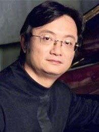 演员李海鹰,从舞台到荧幕，演绎人生百态的影视演员