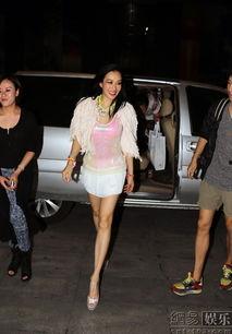 露大腿搞笑造型